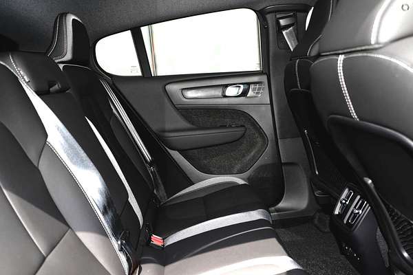 2024 Volvo C40 Recharge Twin