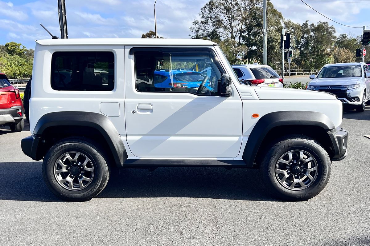 2023 Suzuki Jimny GLX GJ