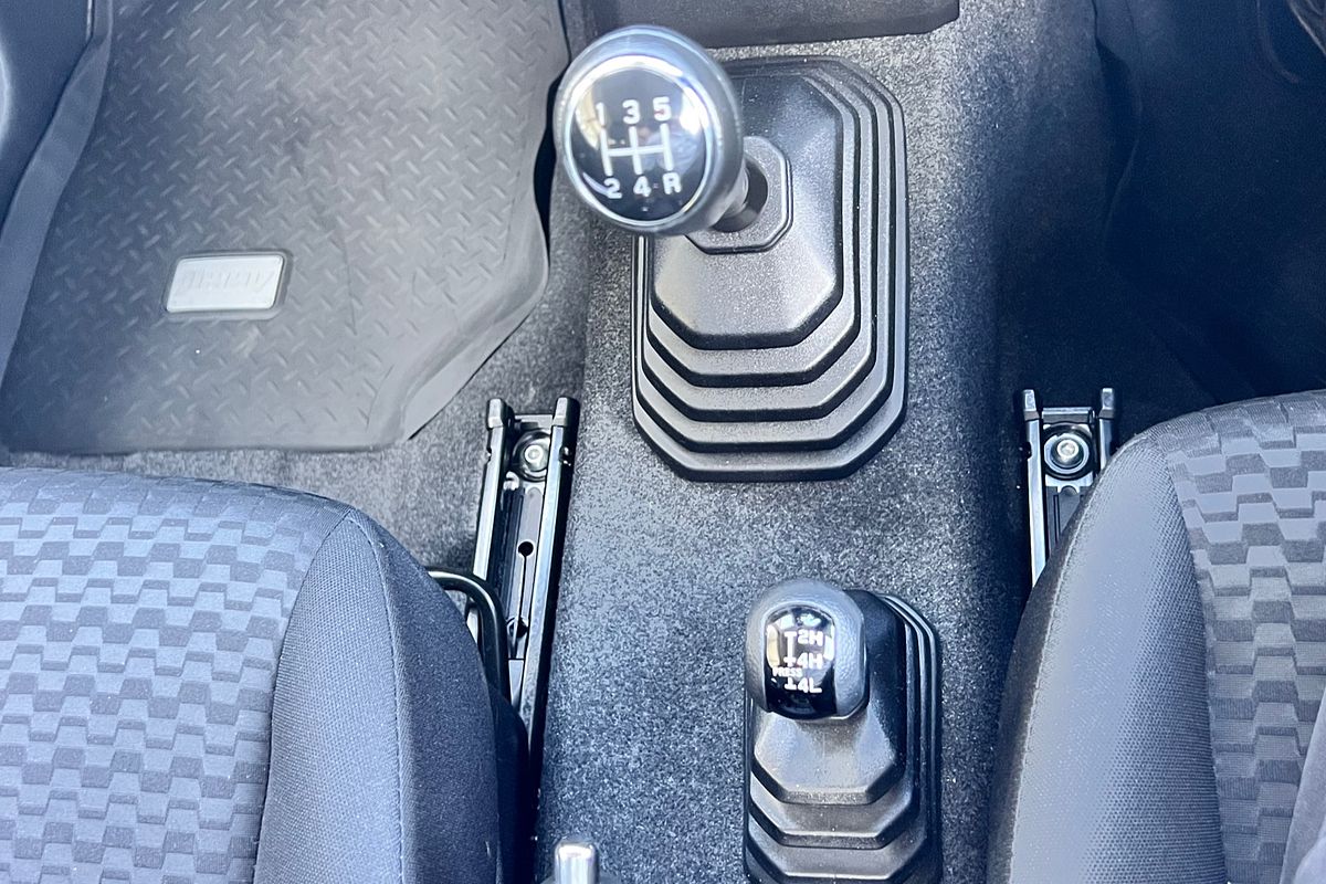 2023 Suzuki Jimny GLX GJ