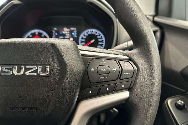 2023 Isuzu D-MAX SX 4X4
