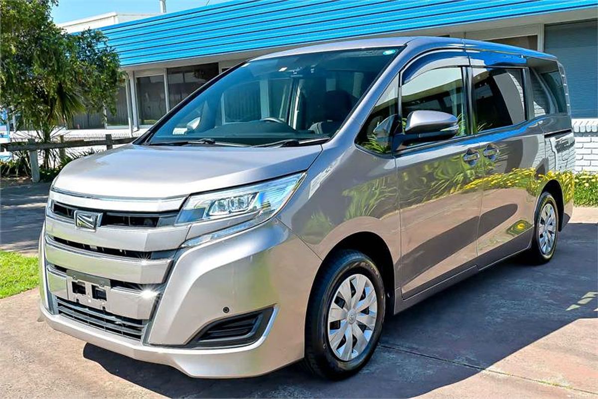 2018 Toyota Noah Welcab ZRR80