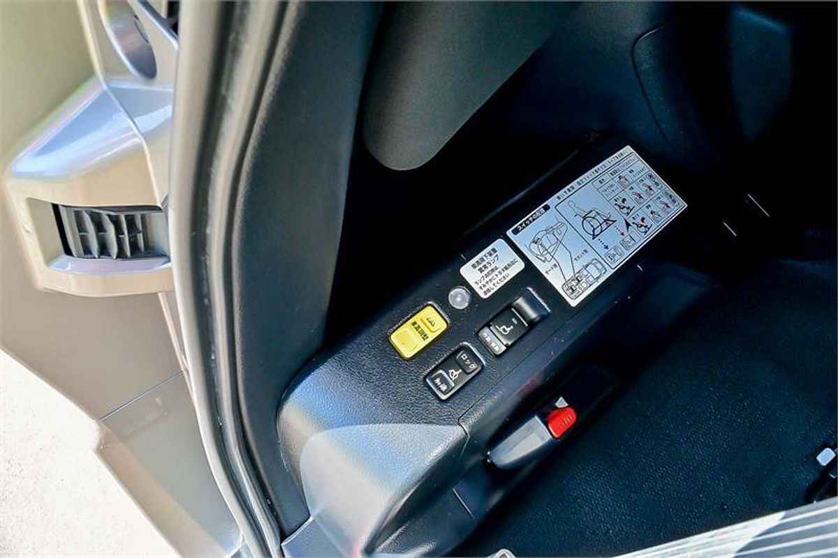 2018 Toyota Noah Welcab ZRR80