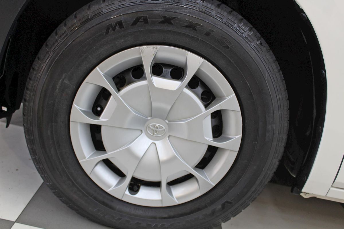 2020 Toyota Hiace Commuter GDH322R