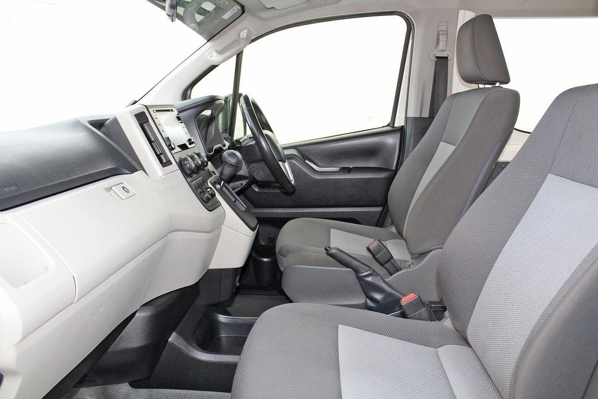 2020 Toyota Hiace Commuter GDH322R