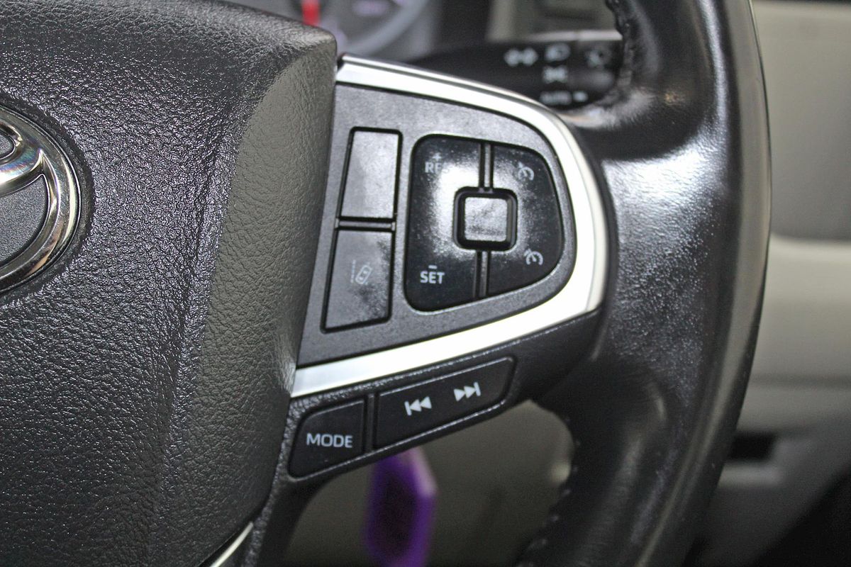 2020 Toyota Hiace Commuter GDH322R