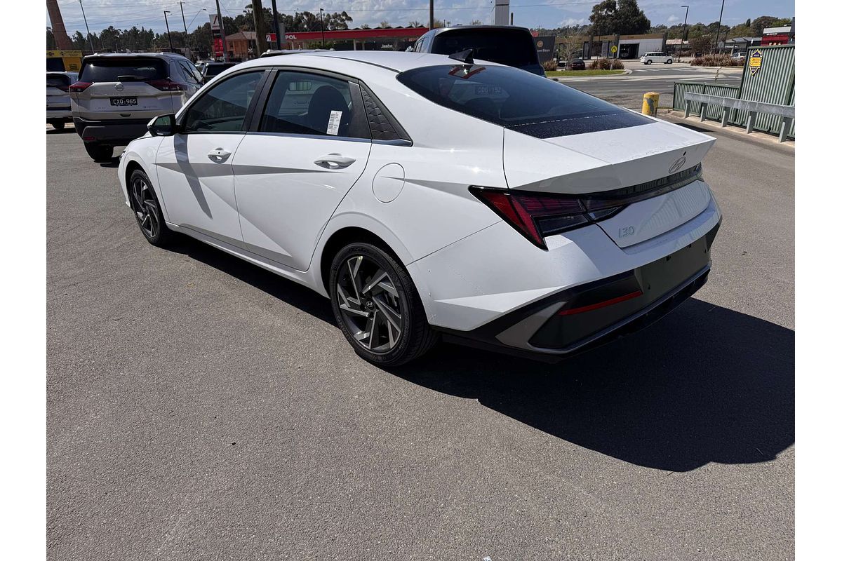 2024 Hyundai i30 Premium CN7.V2