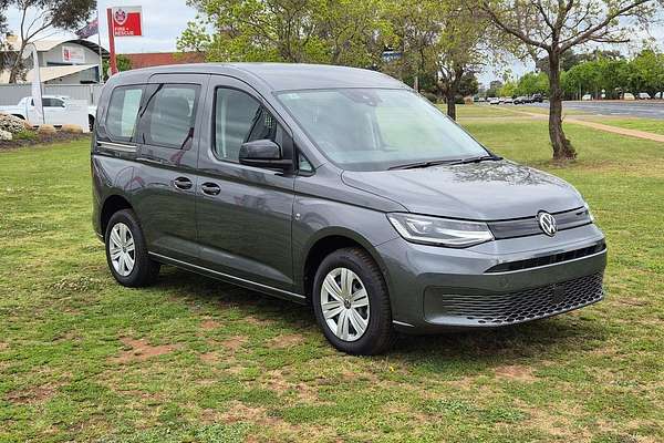 2024 Volkswagen Caddy TSI220 5