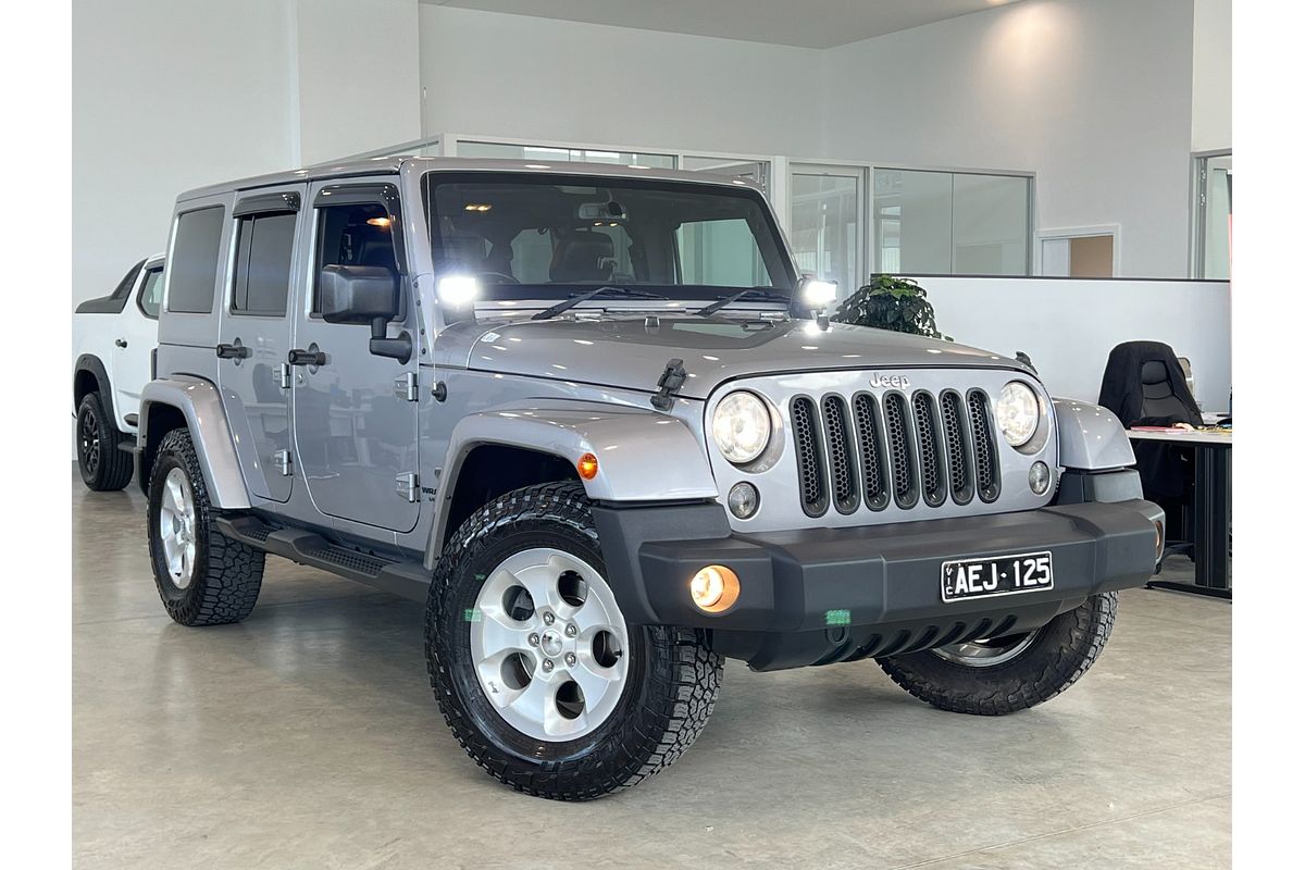 2015 Jeep Wrangler Unlimited Overland JK