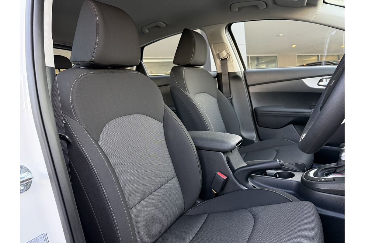 MY24 Kia Cerato S Auto Hatch 