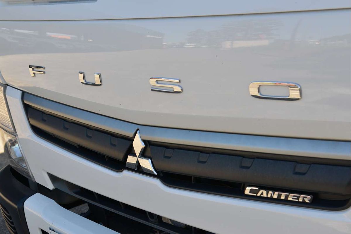 2022 Fuso Canter 515 4x2 SWB