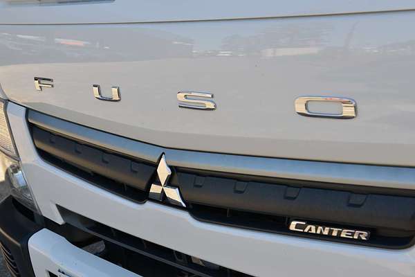2022 Fuso Canter 515 4x2 SWB