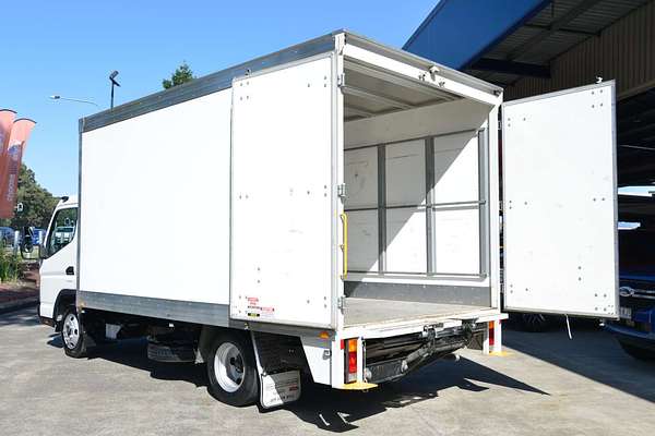 2022 Fuso Canter 515 4x2 SWB