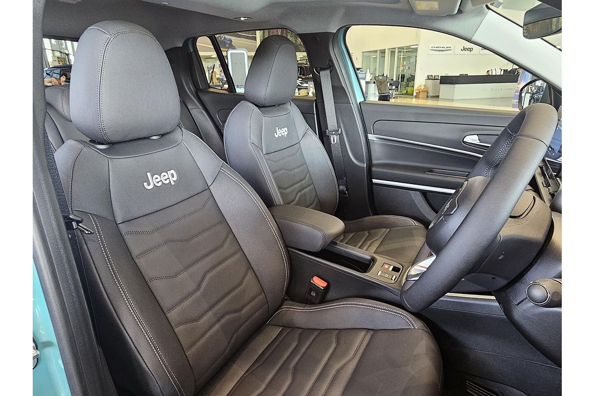 2024 Jeep Avenger Summit JJ