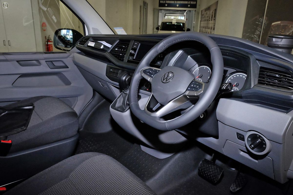 2024 Volkswagen Transporter TDI450 T6.1 LWB