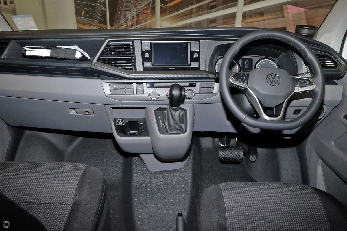 2024 Volkswagen Transporter TDI450 T6.1 LWB