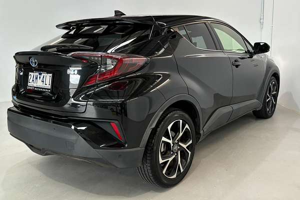 2017 Toyota C-HR Hybrid G ZYX10