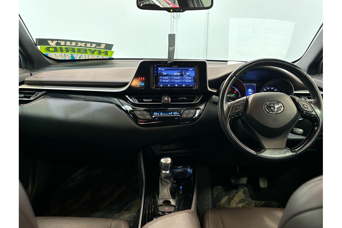 2017 Toyota C-HR Hybrid G ZYX10
