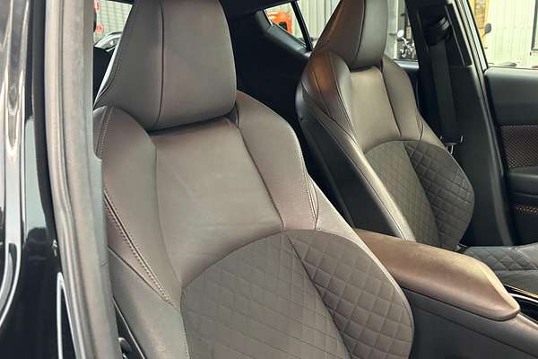 2017 Toyota C-HR Hybrid G ZYX10