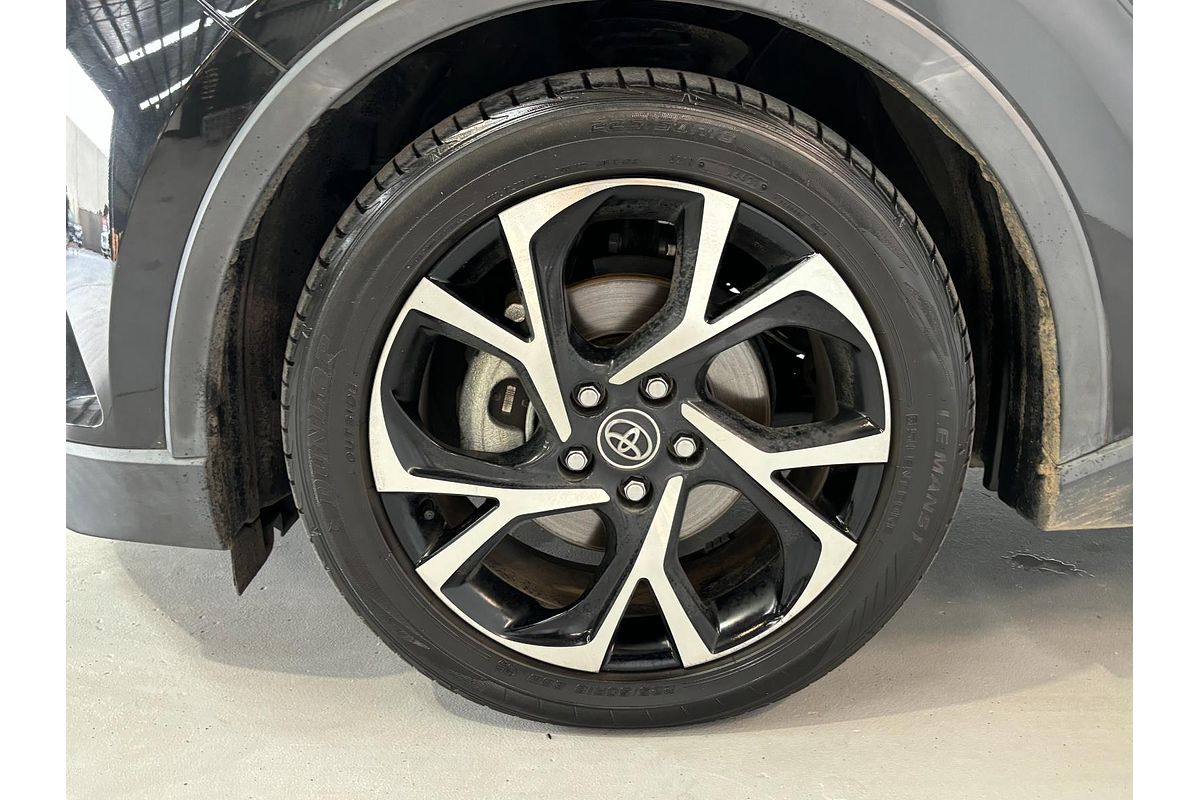 2017 Toyota C-HR Hybrid G ZYX10