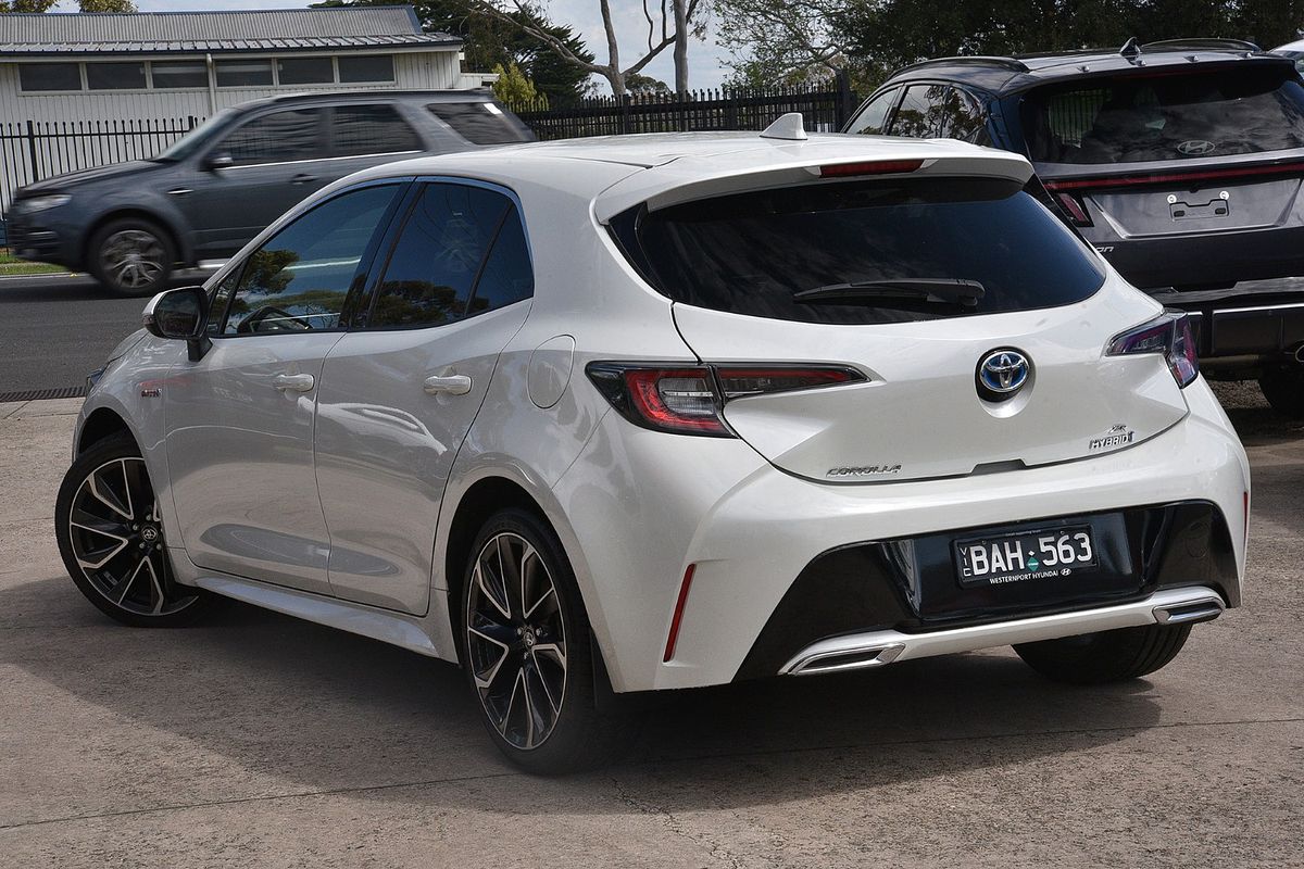 2019 Toyota Corolla ZR Hybrid ZWE211R