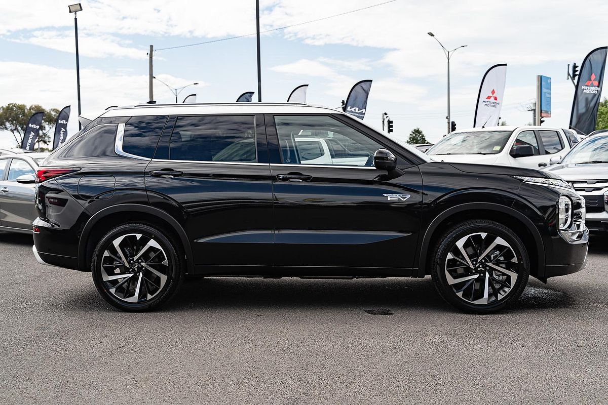 2024 Mitsubishi Outlander PHEV Exceed Tourer ZM