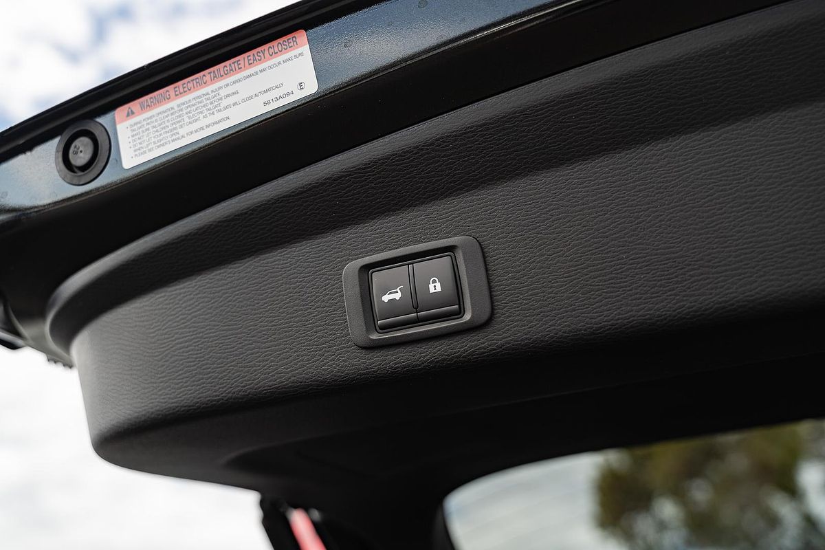 2024 Mitsubishi Outlander PHEV Exceed Tourer ZM