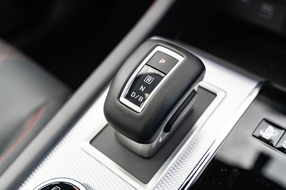 2024 Mitsubishi Outlander PHEV Exceed Tourer ZM