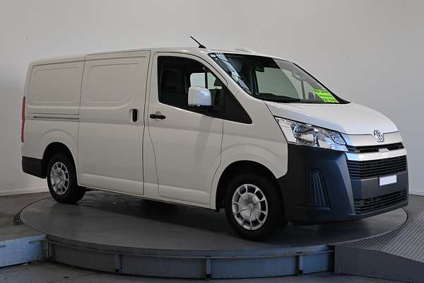 2024 Toyota Hiace Van LWB 2.8L T005 9617530A1