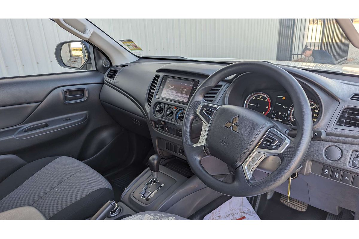 2024 Mitsubishi Triton GLX MR 4X4