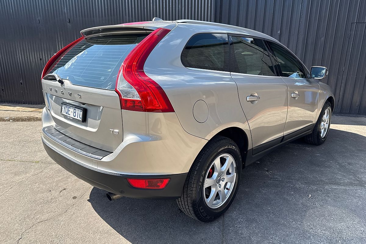 2011 Volvo XC60 T5