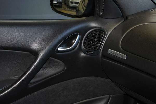 2004 Holden Monaro CV8 V2 Series III