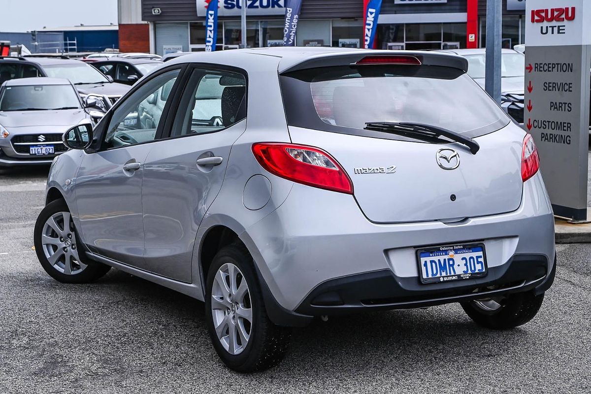 2010 Mazda 2 Maxx DE Series 1