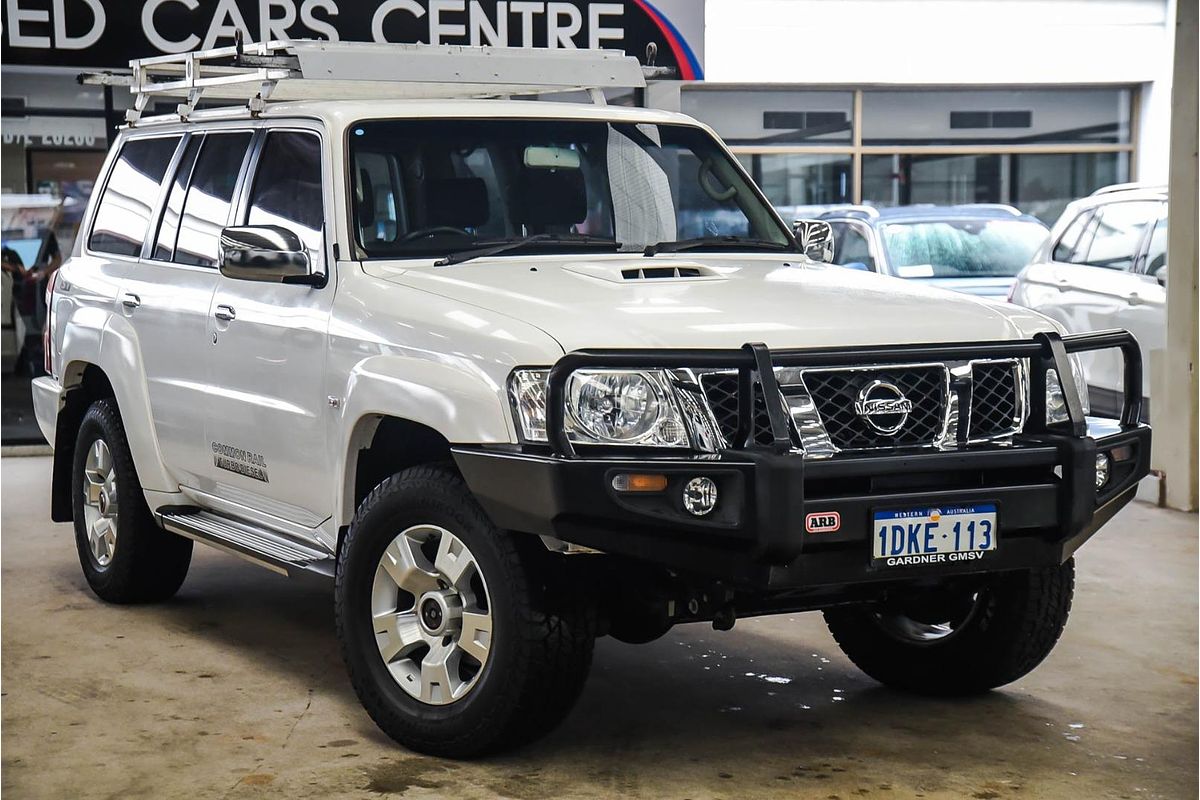 2009 Nissan Patrol ST-L GU 6