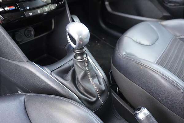 2012 Peugeot 208 Allure Sport A9