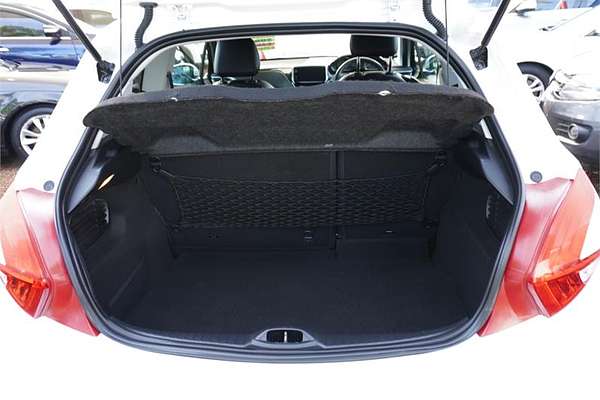 2012 Peugeot 208 Allure Sport A9