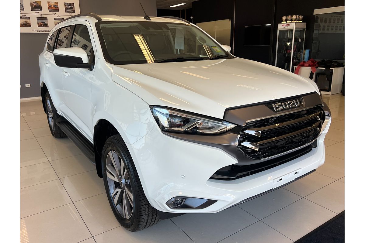 2024 Isuzu MU-X LS-T