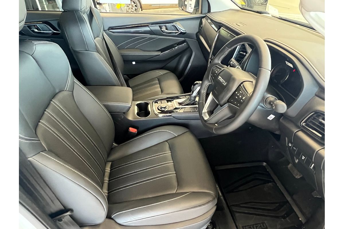 2024 Isuzu MU-X LS-T