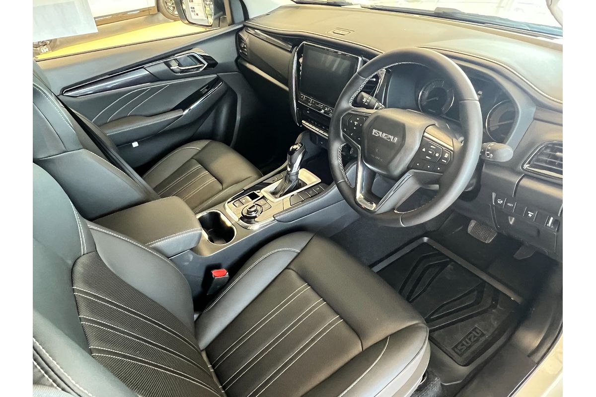 2024 Isuzu MU-X LS-T