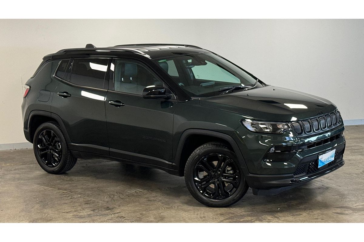 2023 Jeep Compass Night Eagle M6