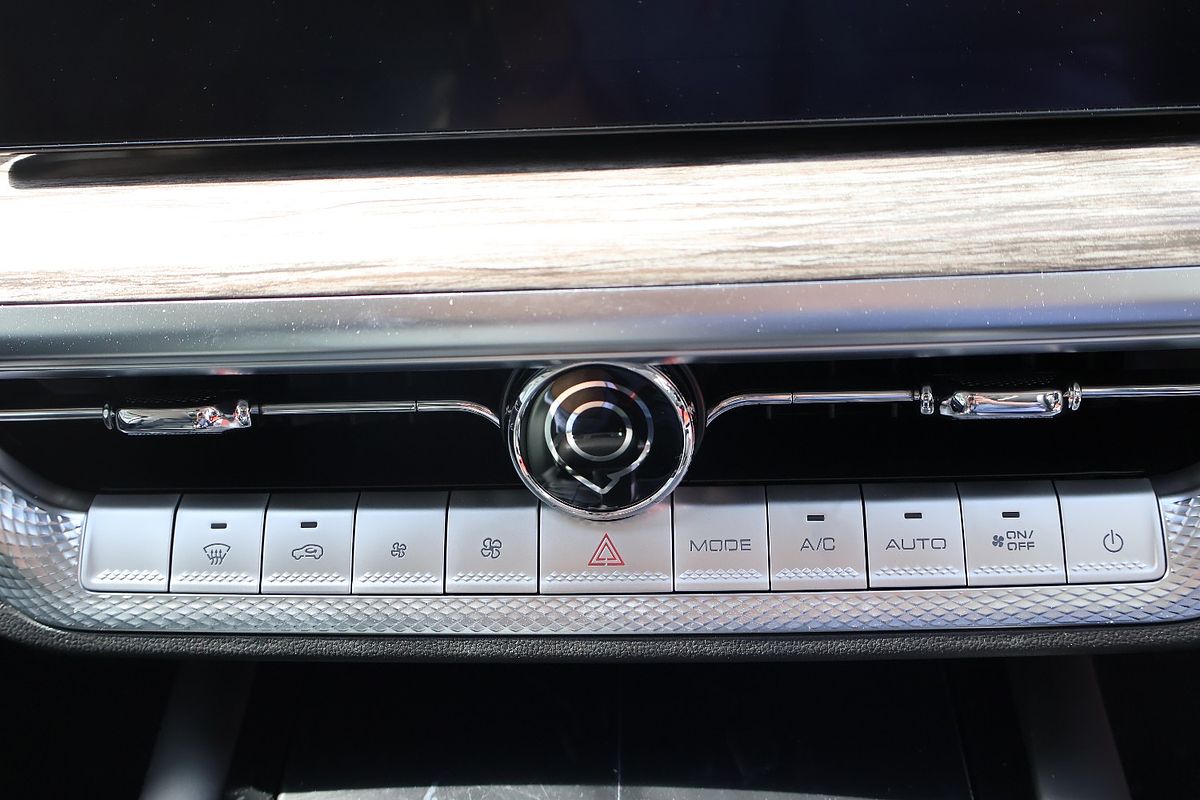 2024 GWM CANNON ALPHA ULTRA (4x4)  4X4