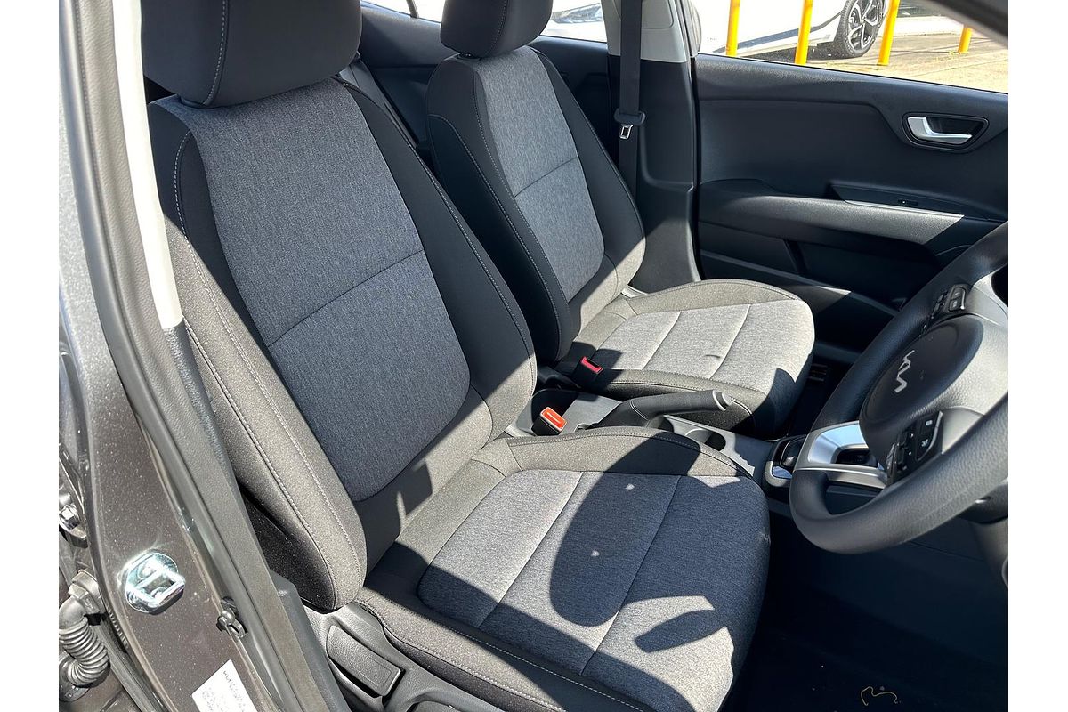 2024 Kia Stonic S YB