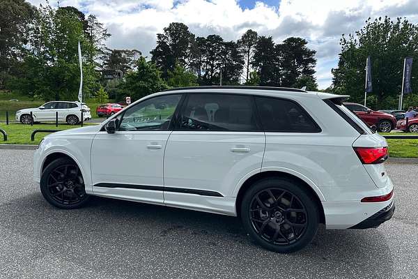 2024 Audi Q7 50 TDI S line 4M