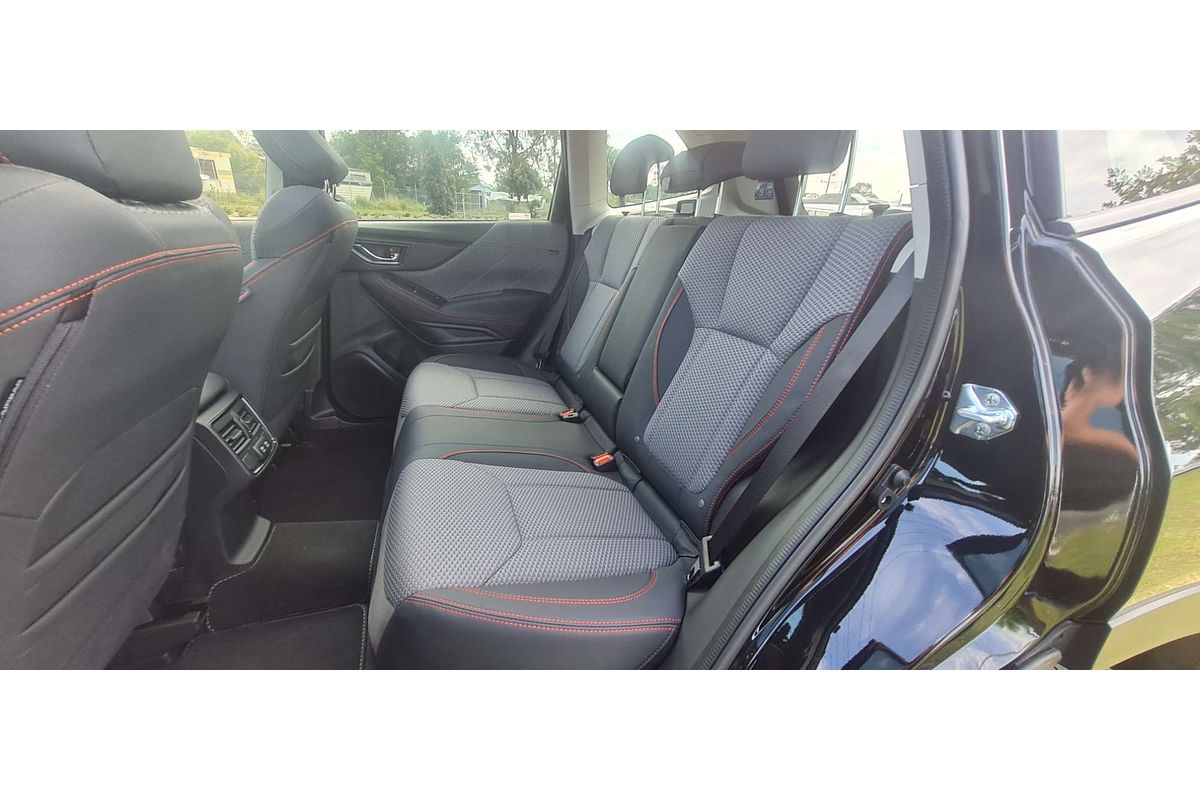 2023 Subaru Forester 2.5i Sport S5