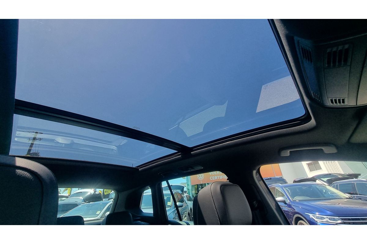 2024 Volkswagen Tiguan 162TSI R-Line 5N