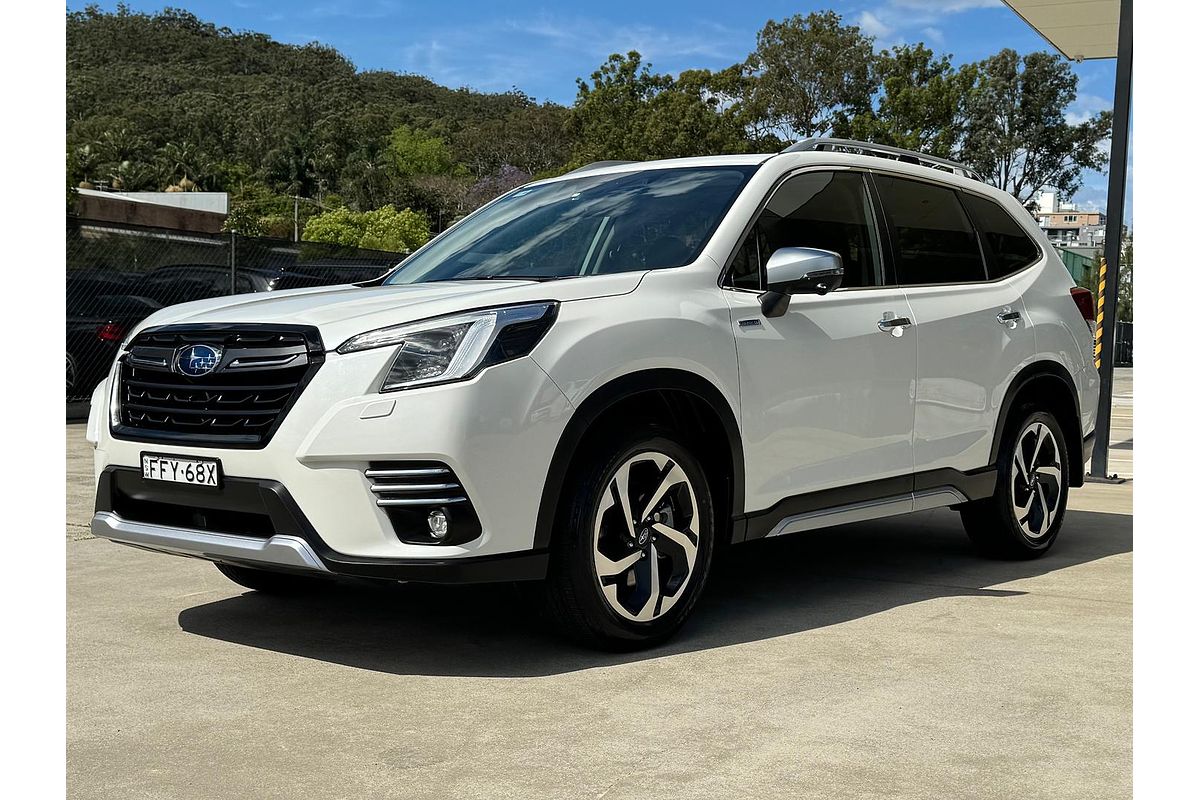 2023 Subaru Forester Hybrid S S5