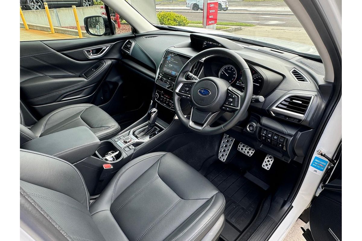 2023 Subaru Forester Hybrid S S5