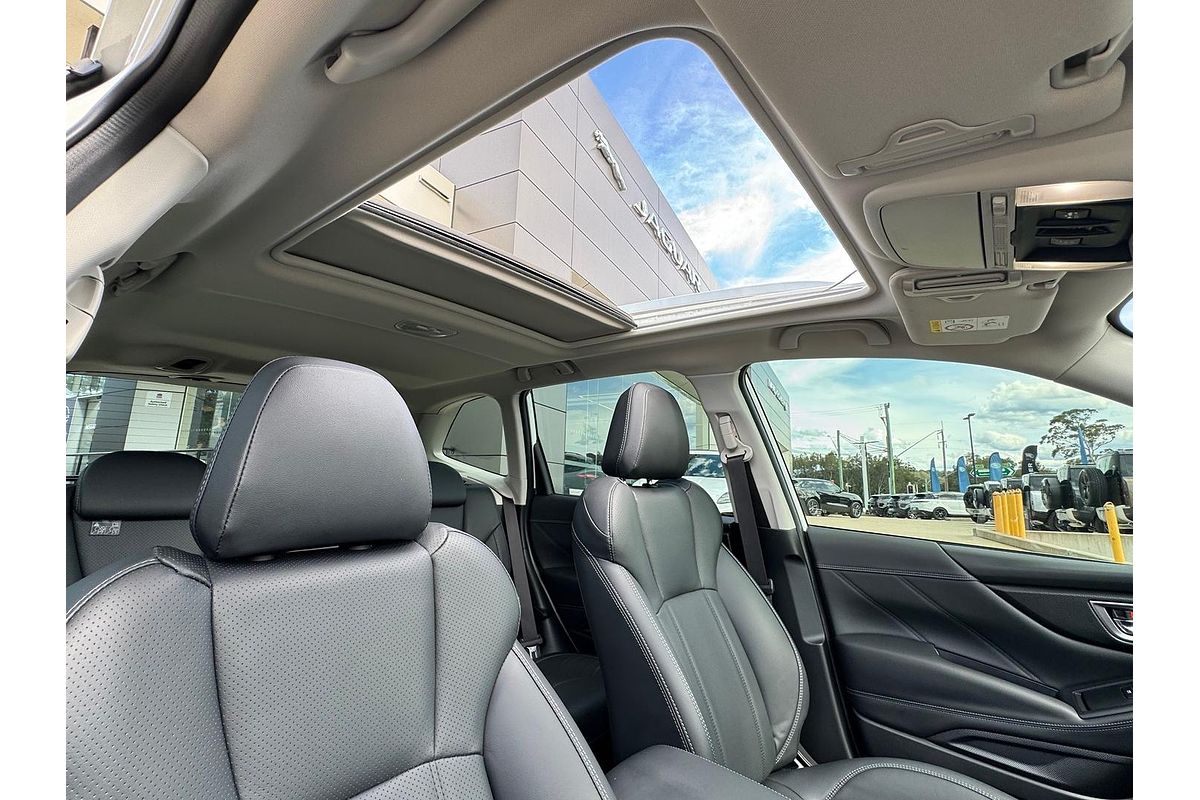 2023 Subaru Forester Hybrid S S5