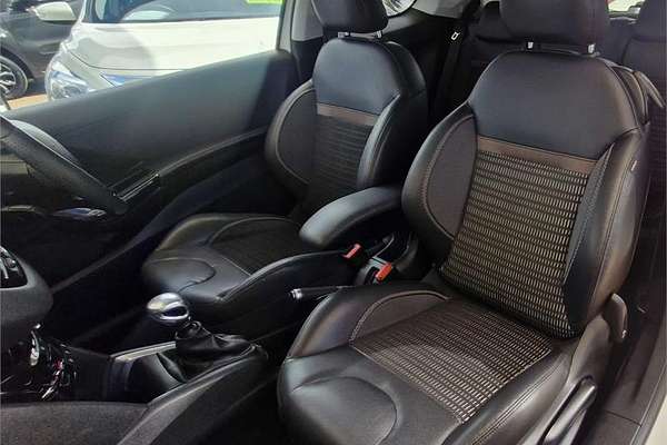 2012 Peugeot 208 Allure Sport A9