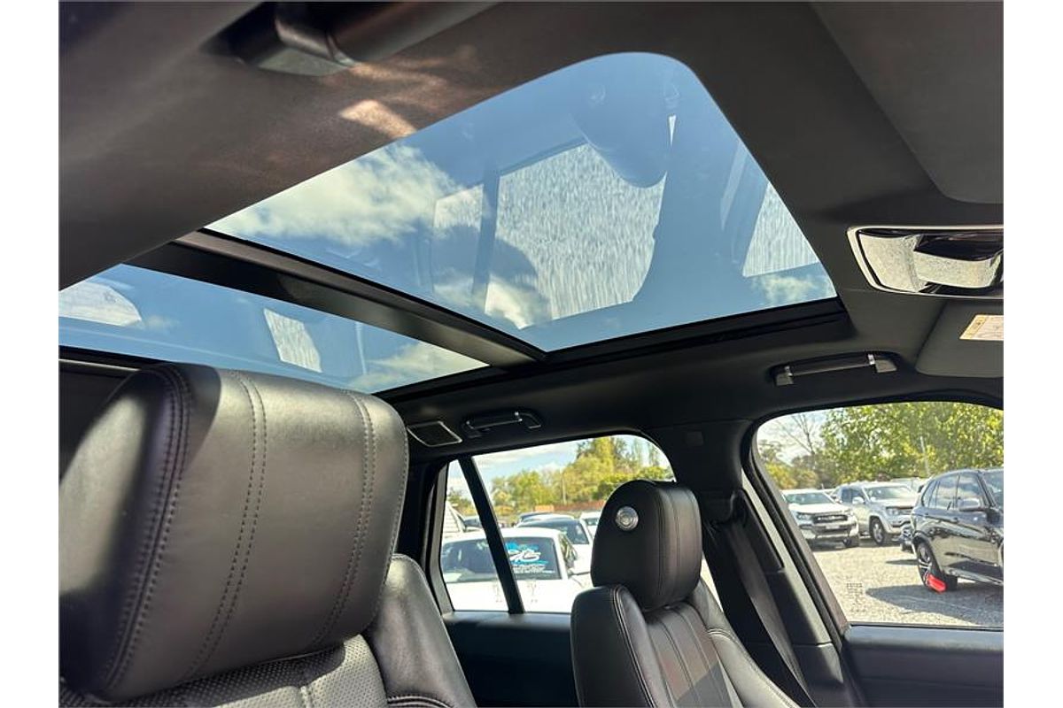 2015 Land Rover Range Rover SDV8 Vogue L405