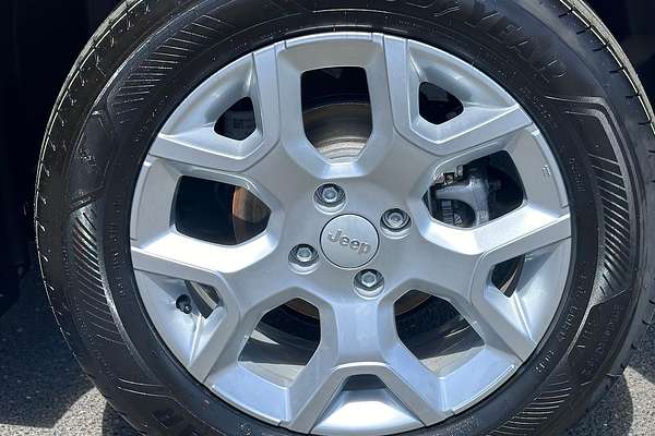 2024 Jeep Avenger Limited JJ